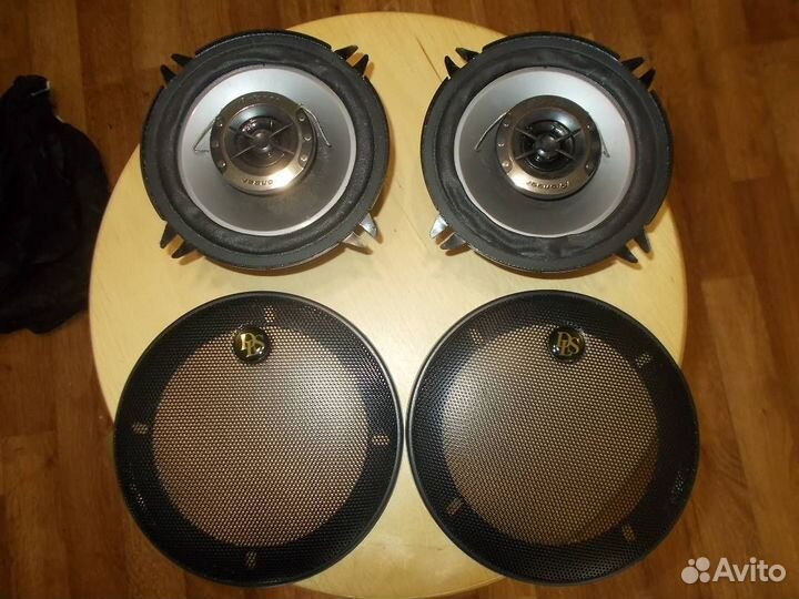 Динамики разные, в т.ч. вч, акустика разная