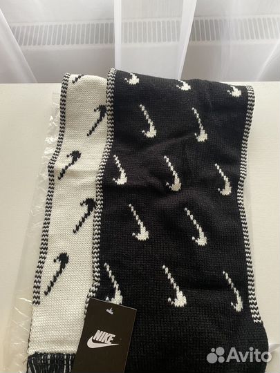 Шарф Nike swoosh