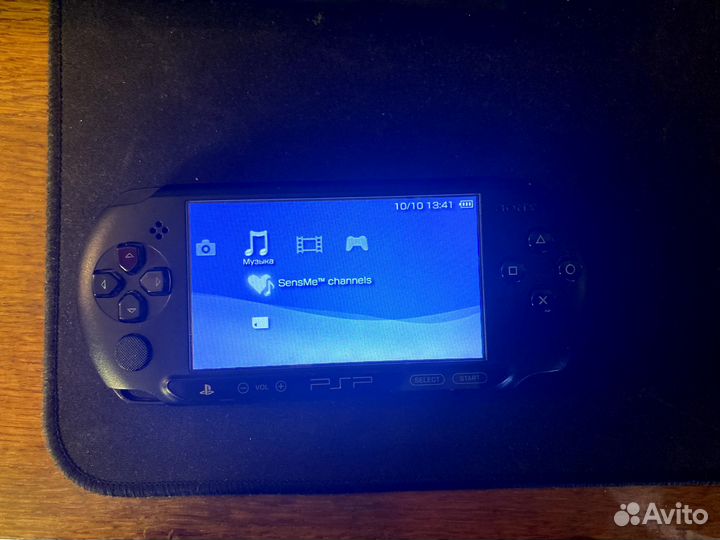 Sony psp e 1008