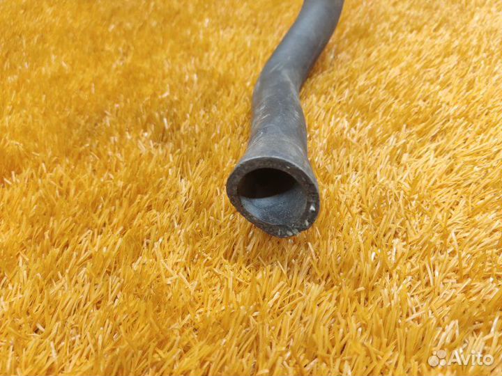 Патрубок расширительного бачка Mercedes-Benz