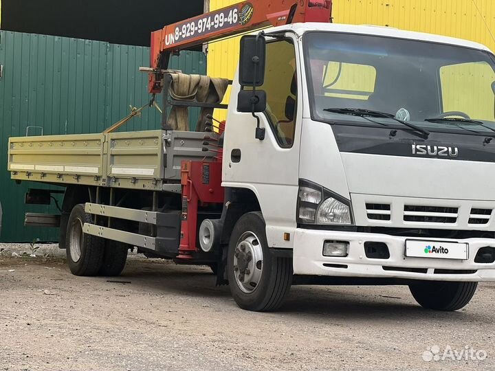 Isuzu NQR75 с КМУ, 2010