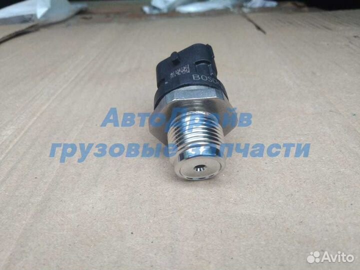 Датчик давления Форд Карго