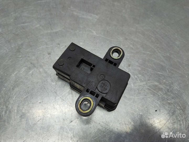 Датчик удара Land Rover Range Rover III 2003 г.в