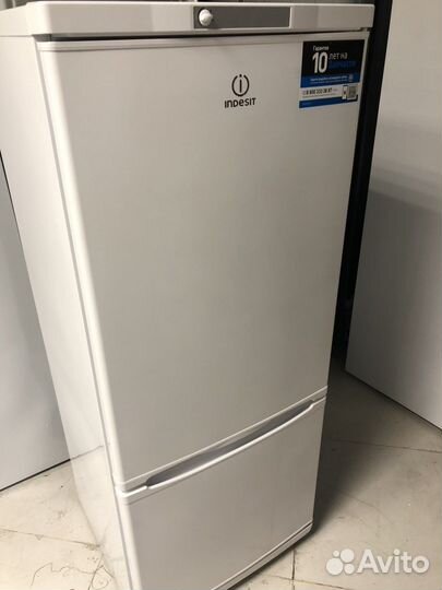 Холодильник indesit ES-15