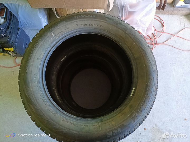 Bridgestone Blizzak Ice 215/60 R17