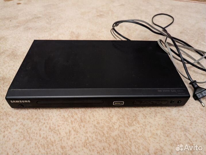 Dvd плеер samsung DVD-P181