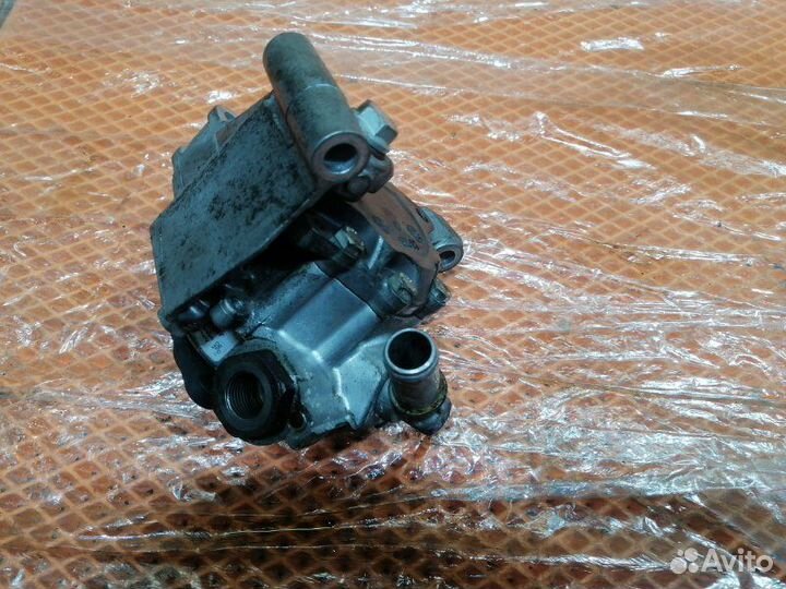 Насос гур Audi A6 C6 4F ccea 2010