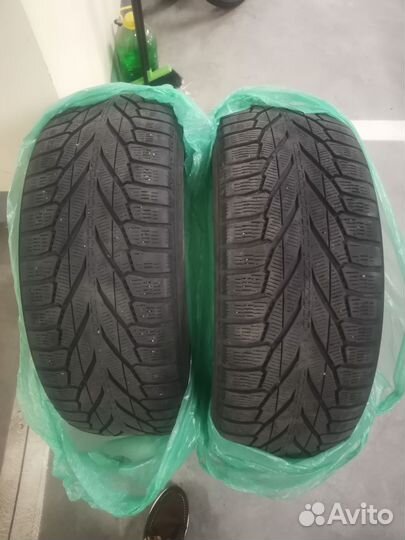 Nokian Tyres Hakkapeliitta R2 SUV 245/60 R18 109R