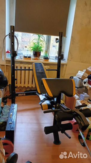 Скамья для жима со стойками