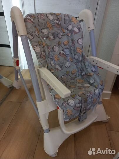 Стульчик для кормления happy baby