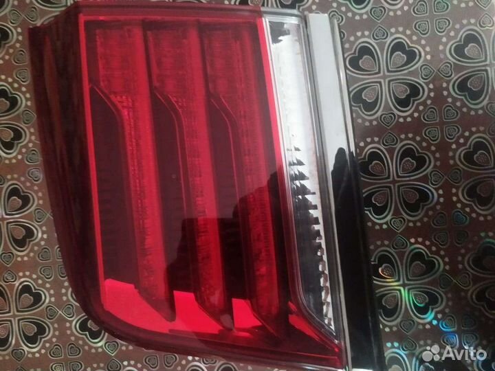 Фонарь на Лексус 570