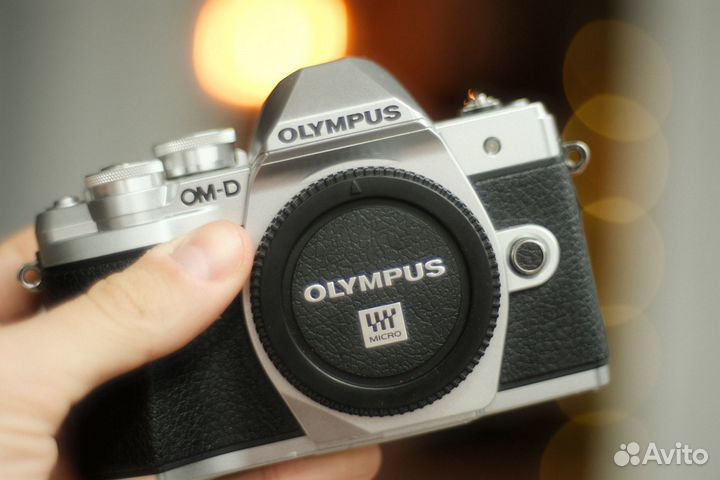 Камера Olympus OM-D E-M10 Mark III