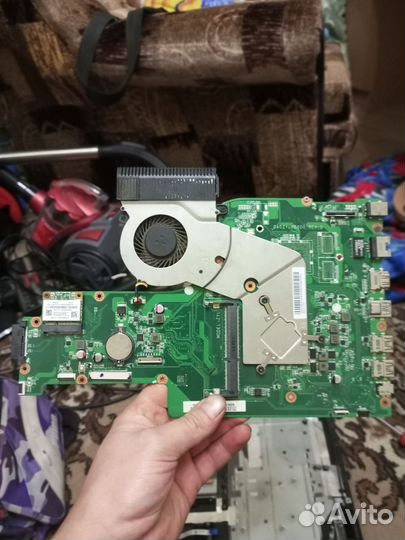 Материнская плата