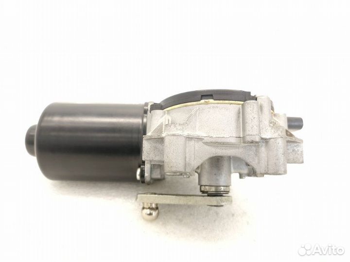 Моторчик стеклоочистителя передний Bmw 3-Series