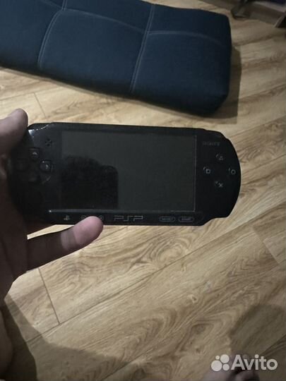 Sony psp e 1008