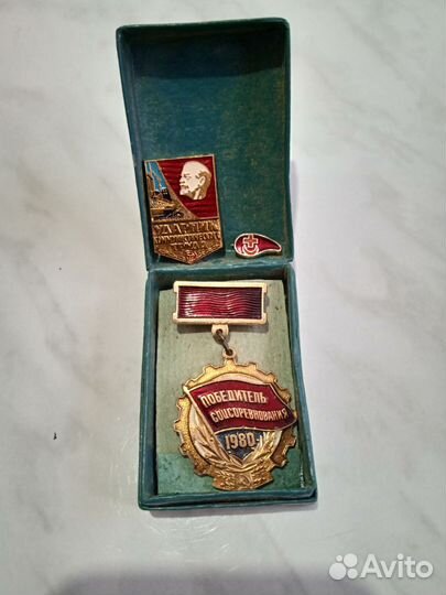 Значки СССР