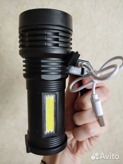 Фонарик светодиодный аккумуляторный