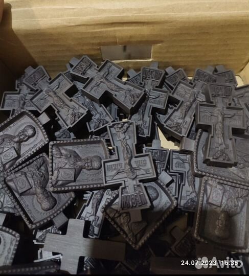 Крест икона резная