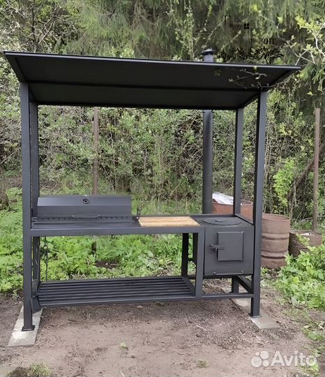 Мангал с крышей