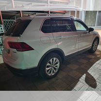 Volkswagen Tiguan 2.0 AMT, 2020, 87 000 км, с пробегом, цена 3 600 000 руб.