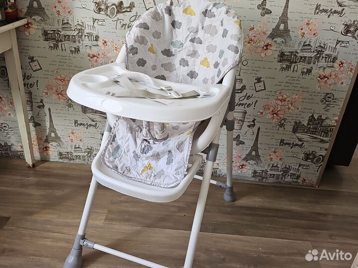 Столик для кормления