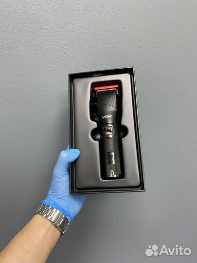 Машинка для стрижки волос новая VGR-280