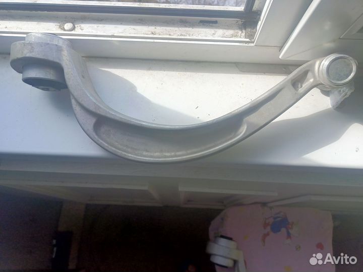 Рычаг передний правый левый нижний Audi a4 a5 q5