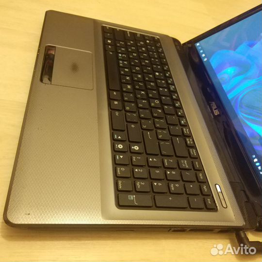 Core i3 380m,4gb,SSD240,15.6