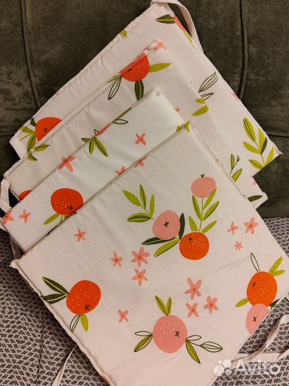 Подушки для стульев 4 шт