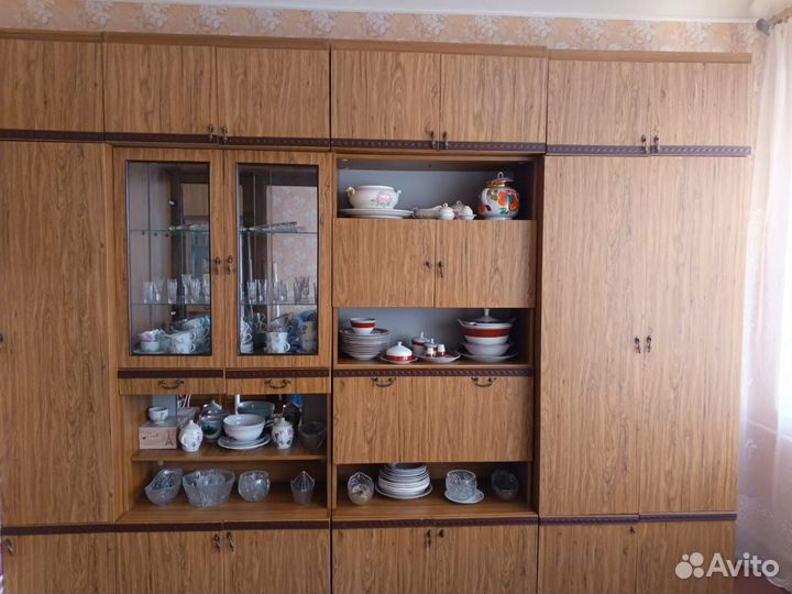 Стенка в гостиную бу