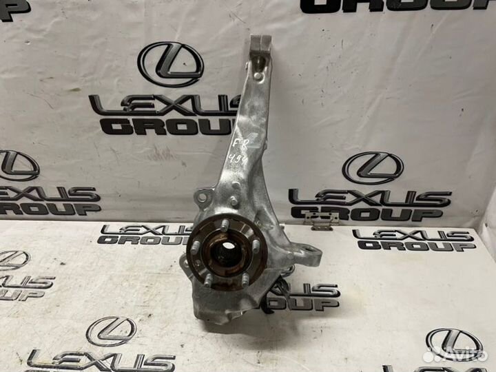 Кулак поворотный передний правый Land Rover Range