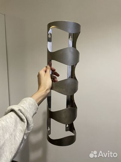 Настенный держатель для винных бутылок