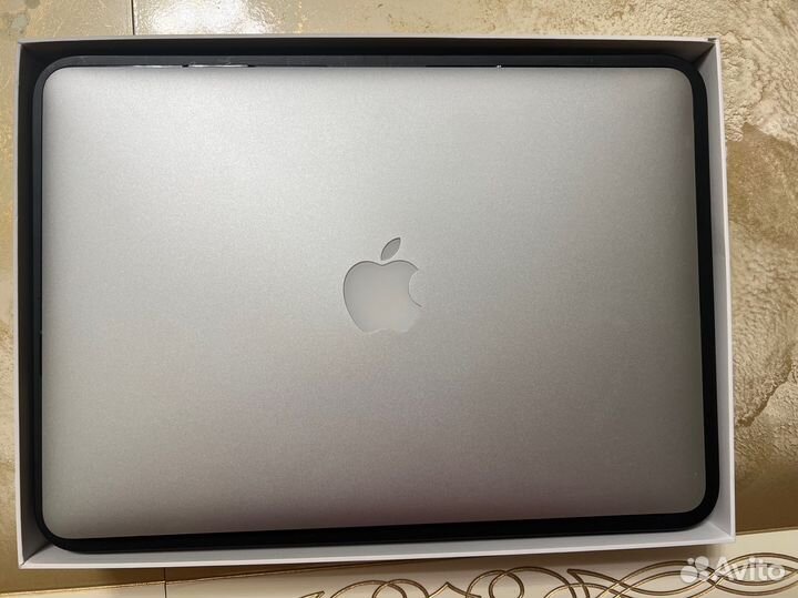 Apple MacBook Air