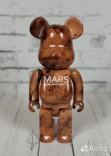 Фигурка Bearbrick Mars 400%