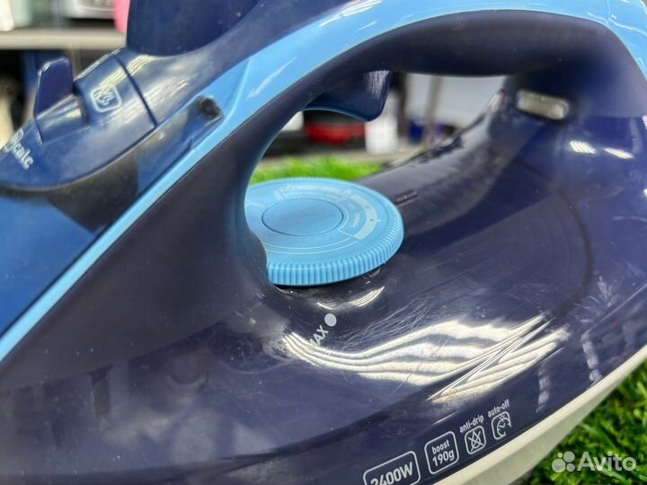 Утюг Tefal FV2865E0 белый, синий