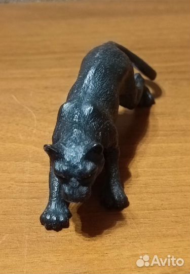 Фигурка пантеры