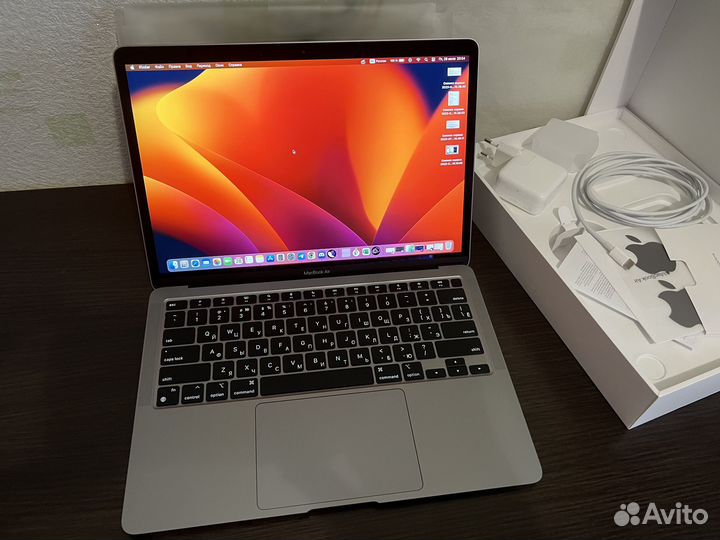 Macbook air 13 2020 m1 8gb 256