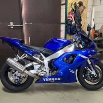 Yamaha r1