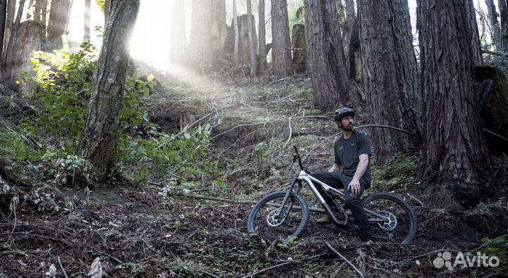 Вилка RockShox Lyrik Boost 27.5 150-180