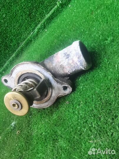 Термостат Volkswagen Touareg I 2.5 TDI 2005