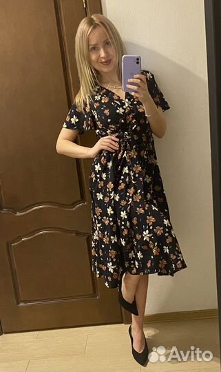 Платье с цветами миди s m с поясом летнее