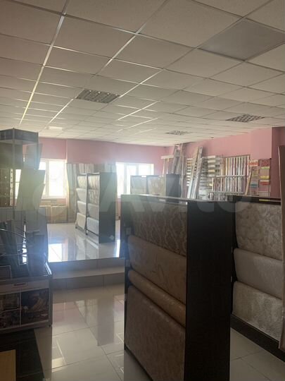 Торговая площадь, 70 м²