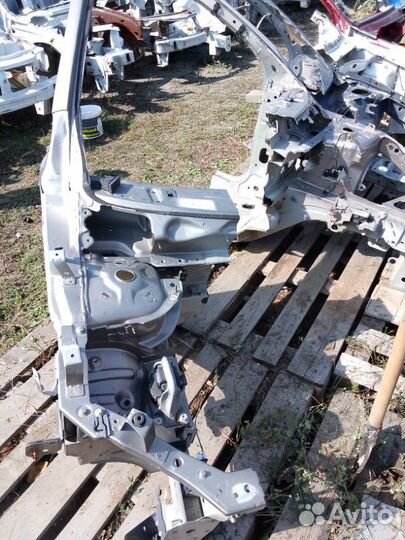 Лонжерон передний правый Renault Fluence