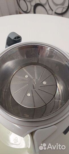 Соковыжималка Maxwell mw-1101w