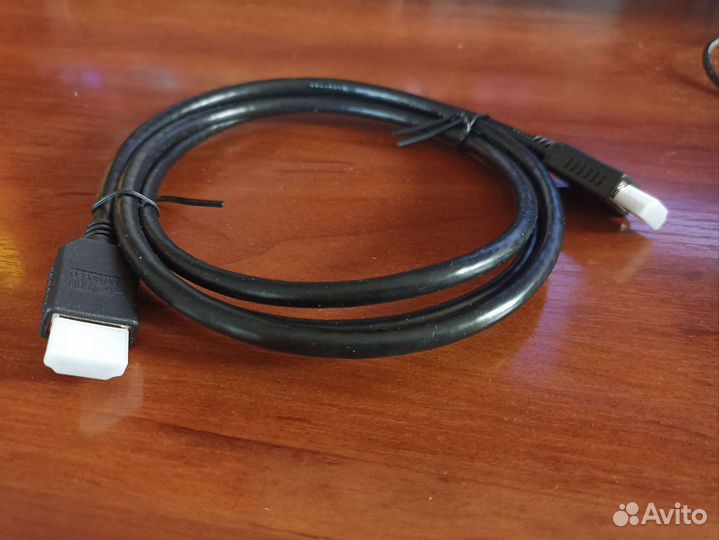 Кабель для компьютера hdmi-hdmi 1.5 м