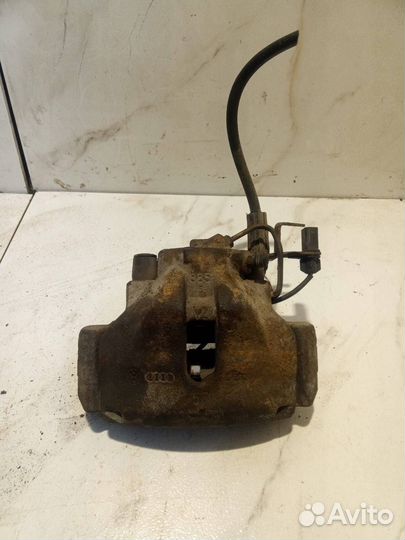 Суппорт тормозной передний правый Audi A6