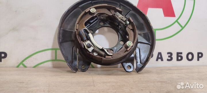 Механизм ручного тормоза задний правый Mitsubishi