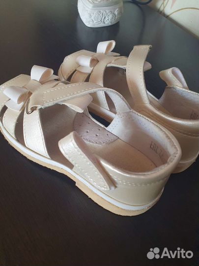 Сандалики для девочки