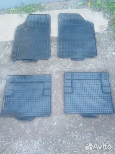 Коврики универсальные