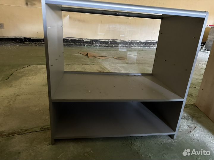 Шкаф витрина